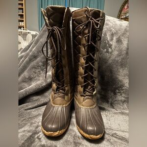 JBU Brown Lace Up Boots with Rugged Design